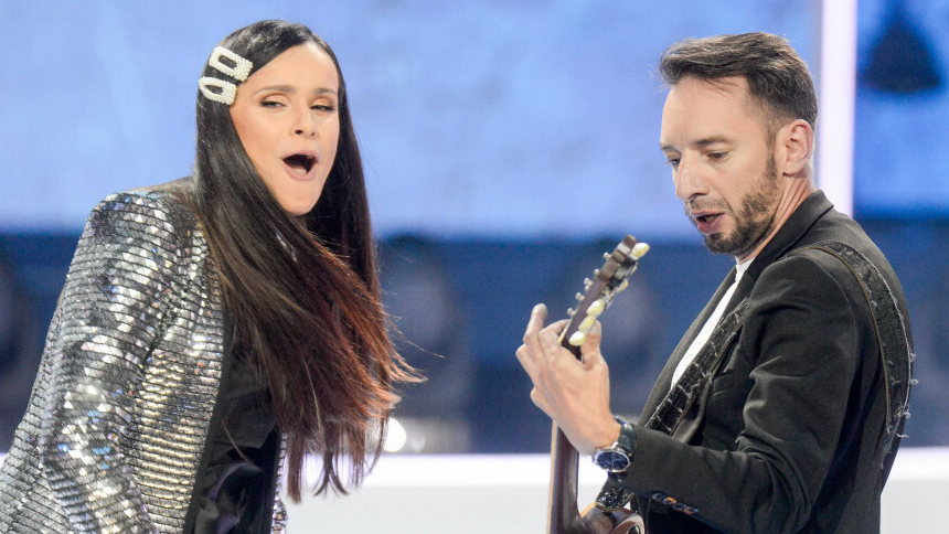 zespół Łzy - Adam Konkol i Sara Chmiel