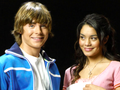 High School Musical - Troy Bolton (Zac Efron) i Gabriella Montez (Vanessa Hudgens)