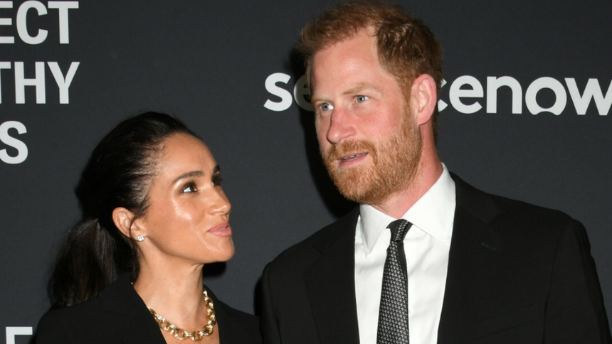 Rozwód księcia Harry’ego i Meghan Markle coraz bliżej? „Błaga ją, żeby…”