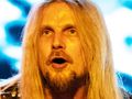 Richie Faulkner z Judas Priest miał udar