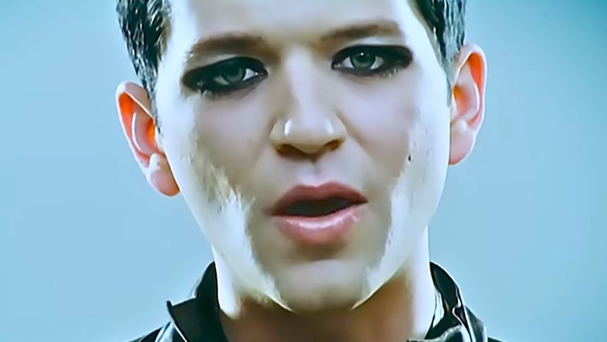 10 grudnia urodził się Brian Molko