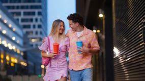 Jak rozpoznać throning u partnera?