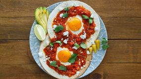 Huevos rancheros, czyli jajka po meksykańsku