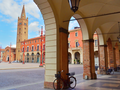 Odwiedź Forli