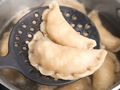 Pierogi z serem jak u babci. Prosty przepis na ciasto i nadzienie