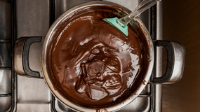 Jak zrobić polewę czekoladową?