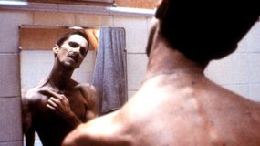 To kultowy film z 2004 r. Na jego potrzeby Christian Bale schudł 30 kg