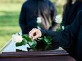 Przygotowuje zmarłych do pogrzebów. To dzieje się z ciałem po śmierci
