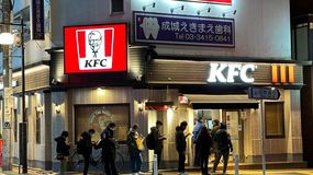 Rodzinna wizyta w KFC stała się świąteczną tradycją w Japonii