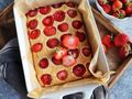 Ciasto truskawkowe bez glutenu – prosty przepis Ani Lewandowskiej