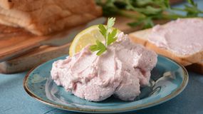 Fiskepudding: jak przygotować nietypowe norweskie danie?