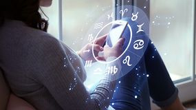 Czy warto wierzyć w horoskopy?