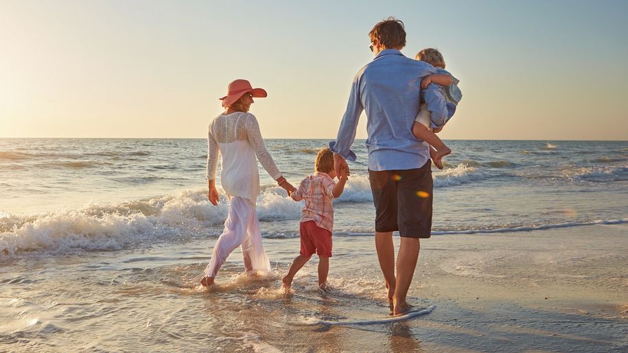 Gdzie na zagraniczne wakacje z dziećmi?