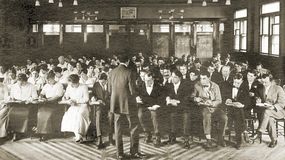 Który to wiek? Ten quiz z historii to prawdziwe wyzwanie