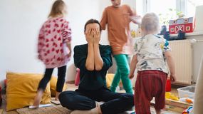 Bezsenność wpływa na psychikę. To najczęstsze objawy