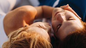 Obecność partnera zwiększa produkcję oksytocyny