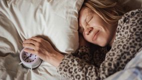 Sen a zdrowie: jak uniknąć karuzeli myśli nocą?