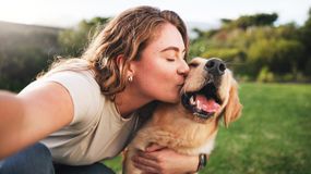 Czy można całować psy i koty? Dorota Sumińska mówi wprost