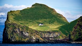 Najbardziej samotny dom świata. To jedyny budynek na wyspie