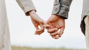 Oto przepis na szczęśliwy związek według terapeutów intymności