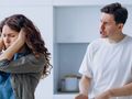 8 sygnałów ostrzegawczych, że twój partner to narcyz. Nie ignoruj ich