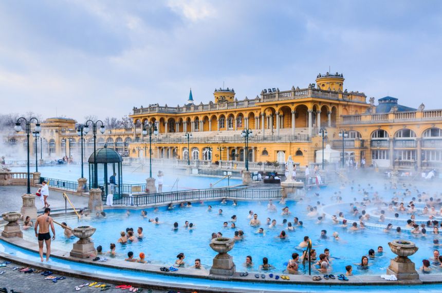 Najpiękniejsze termy w Europie. Top 6 najlepszych basenów