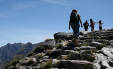 Świnica, wejście, szlaki, łańcuchy, opis trasy