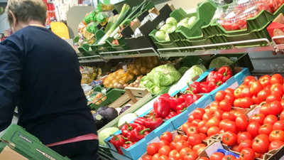 Znikną naklejki z owoców i warzyw. Nakaz Unii Europejskiej