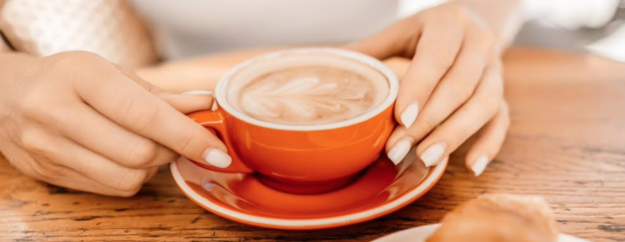 O której godzinie najlepiej pić kawę?