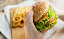 Fast food szkodliwy dla mózgów dzieci