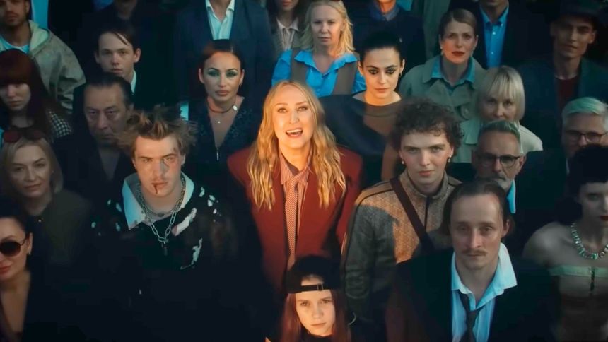 Duet PRO8L3M często odwołuje się do twórczości lat 90.