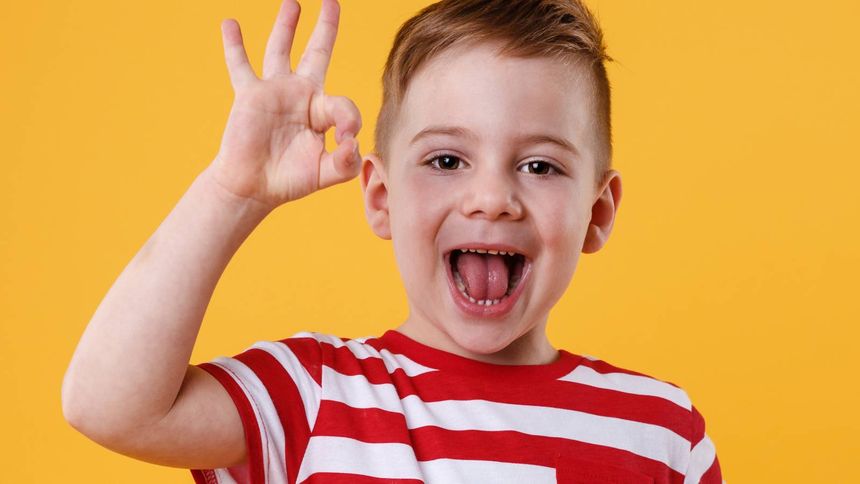 To jedno z najrzadszych, męskich imion. Oznacza "porządek" i "harmonia"