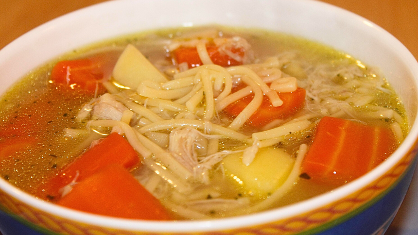 Ta zupa pomaga na przeziębienie