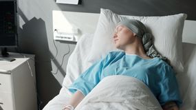 Polacy się tym zajadają. Może mieć destrukcyjny wpływ na zdrowie