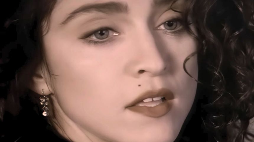 Historia hitu "Spanish Eyes"