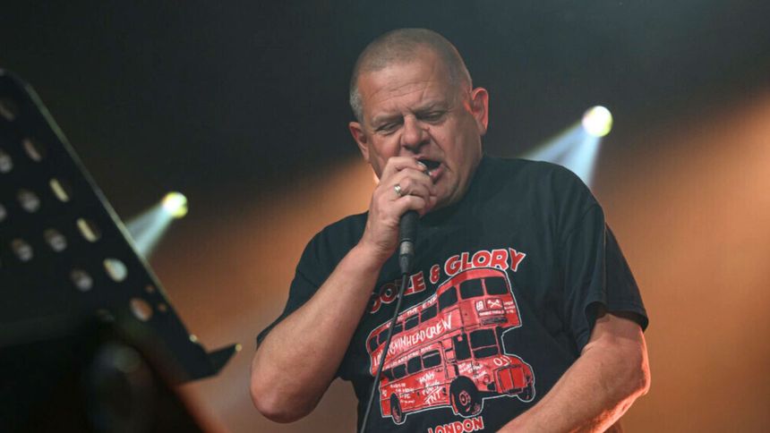 Kazik Staszewski podczas koncertu