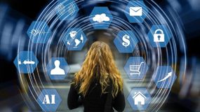 Ekspert o tajnikach sztucznej inteligencji. "Oswoić emocjonalnie maszyny"