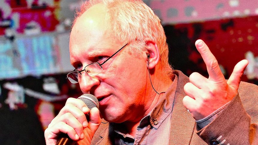 Kuba Sienkiewicz napisał hit lat 90. 