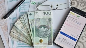 Zasiłek opiekuńczy to świadczenie dla osób opiekujących się bliskimi