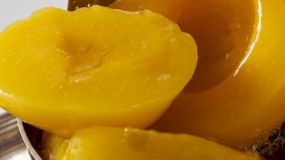 Takich owoców lepiej nie jeść