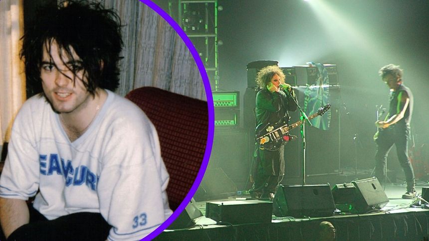 Po lewej Robert Smith, po prawej The Cure podczas koncertu