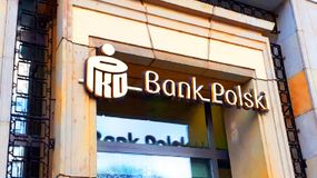 PKO BP wypłaca pieniądze za dokument z PRL