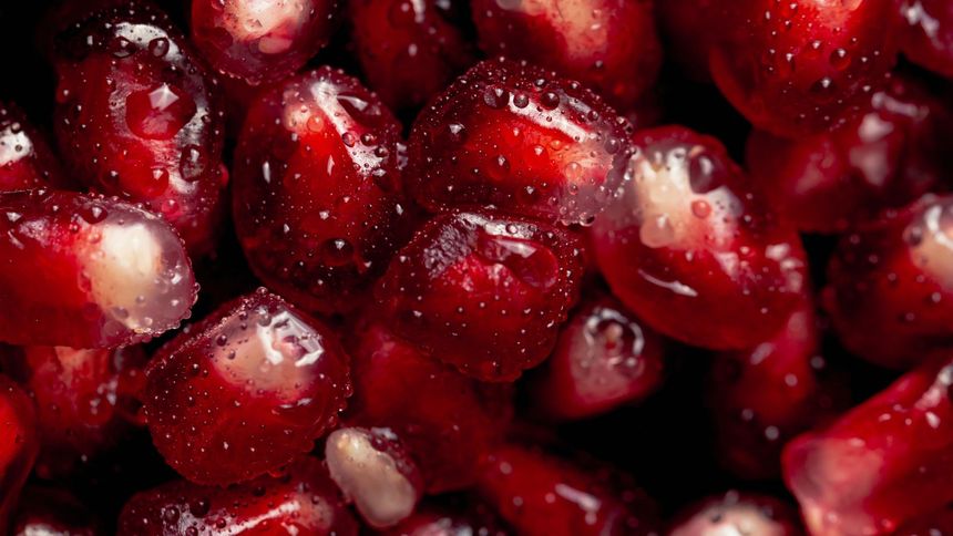 Granat to jeden z najzdrowszych owoców. Polacy go unikają