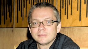 To on był ojcem sukcesu Ich Troje. Polacy nie wiedzą, że ma sławną matkę