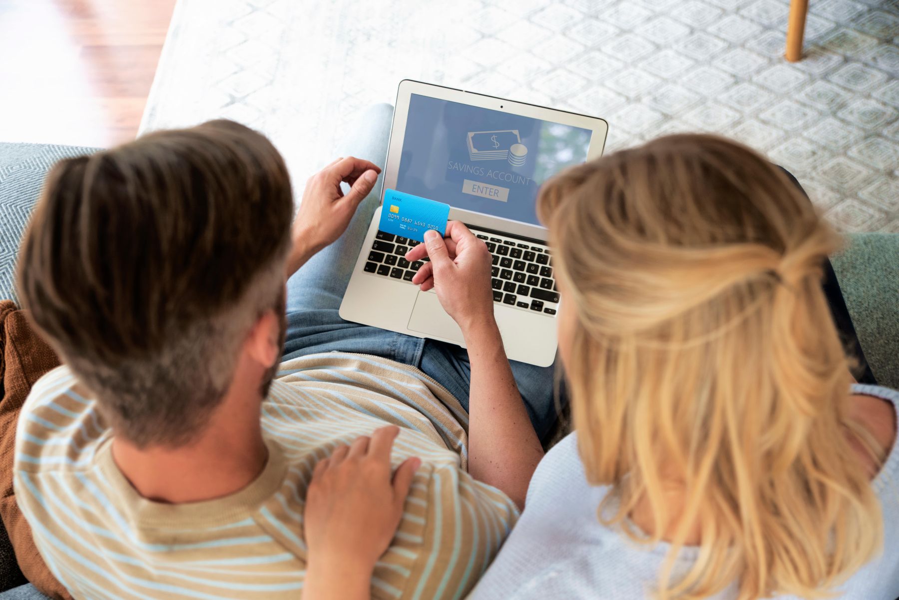 Uwaga na cyberoszustów! 