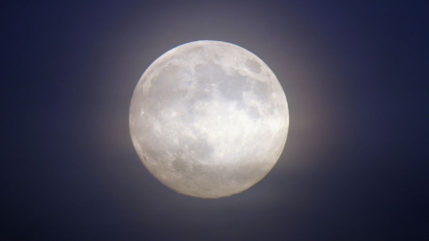 Co to jest superksiężyc? 