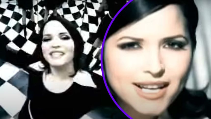 Kadry z teledysku "The Right Time" zespołu The Corrs