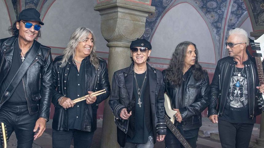 Scorpions i 60 lat rockowej ewolucji. Co znalazło się na jubileuszowym albumie?