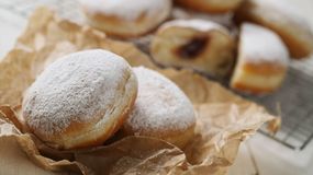 Przepis na pączki z lat 80.