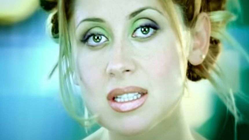 Lara Fabian to ikona lat 90.